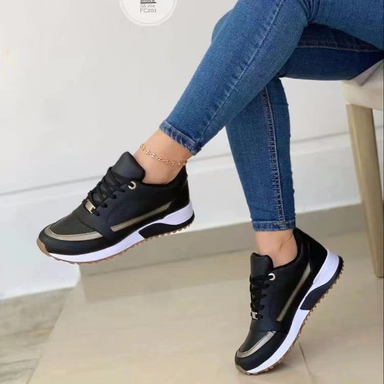 Women's low top sneakers with round toe