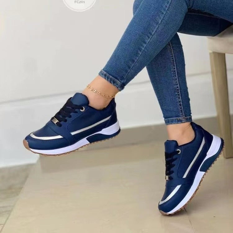 Women's low top sneakers with round toe
